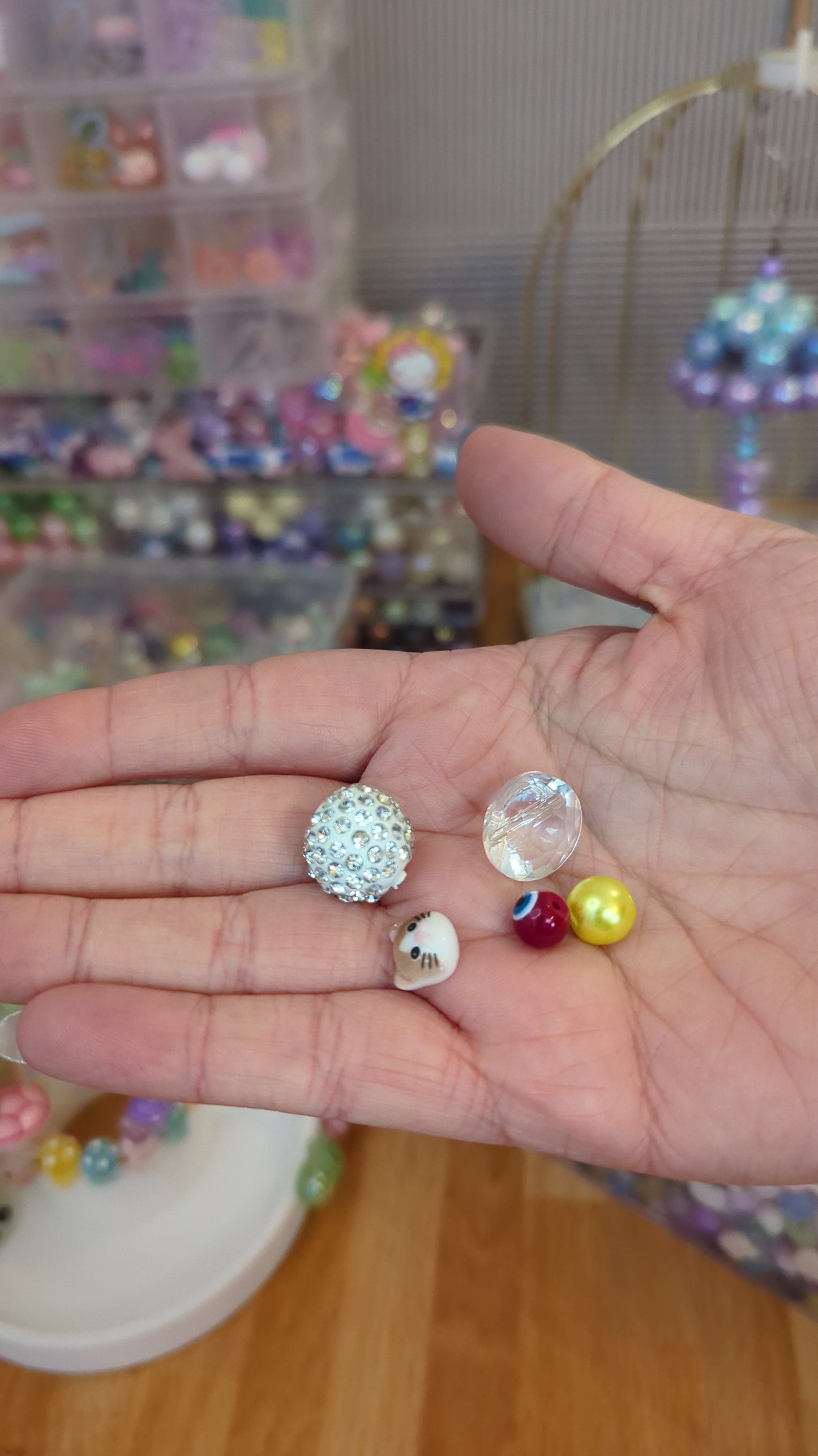 Lucky Bead Scoops